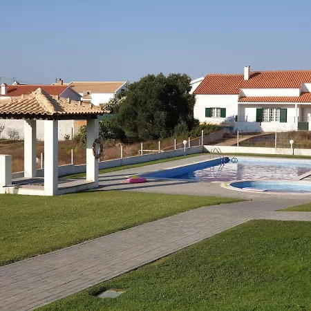 Azoia Pool&garden *